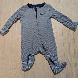 Nike NB Onesie
